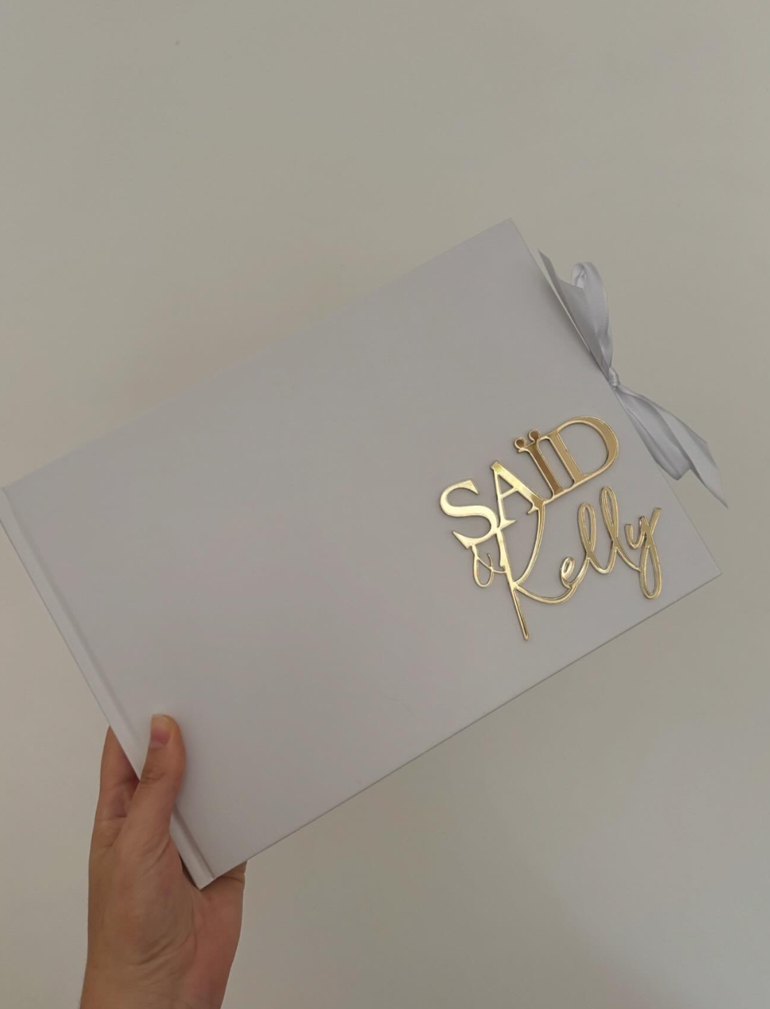 Livre d'or "Prestige" blanc - prénoms 3D